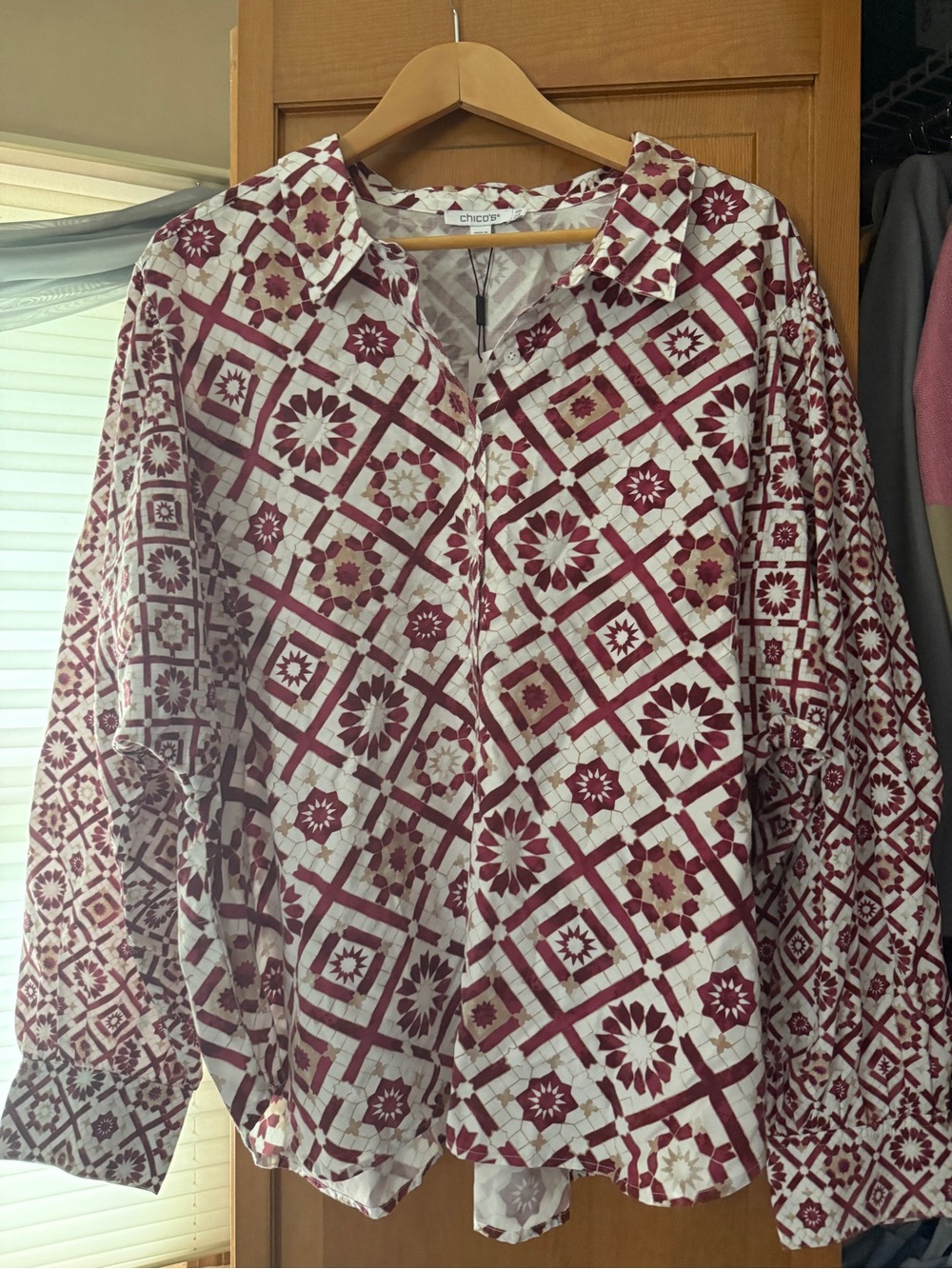 Chico's White and Burgundy Geo-Floral Button-Down Shirt size 20/22 plus size
